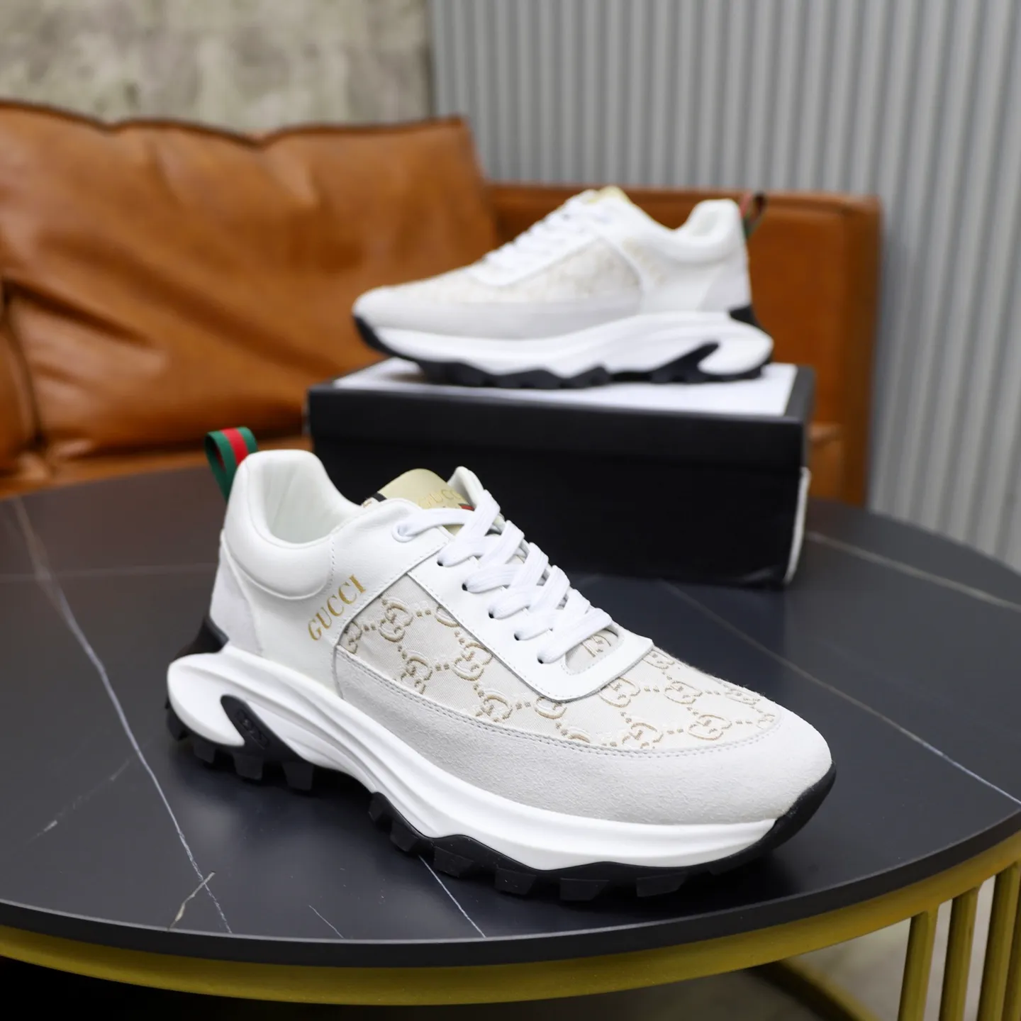Ex-factory price: 462💰🙅‍♂️🙅‍♂️🙅‍♂️ Brand: GUCCI Standard code: 38-44 (45 customized) Grade: Same as the official website Material: Original leather splicing, comfortable and breathable lining, original wear-resistant outsole Style category: Men's fashionable casual shoes, running shoes, noble luxury brand elements, top luxury Color: actual picture color
